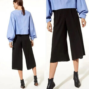 Aritzia- Babaton Lazarus Culottes Cropped Wide Leg Pant  In Black - Size 8